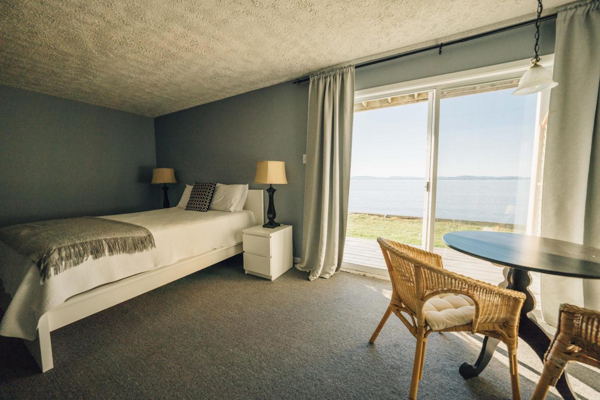 Auberge Sur Mer Notre Dame Du Portage Экстерьер фото