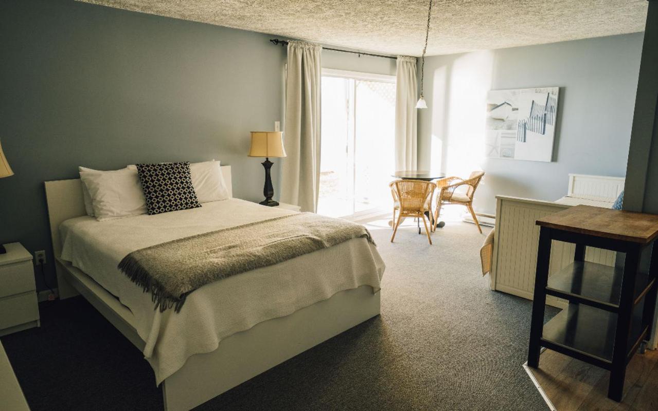 Auberge Sur Mer Notre Dame Du Portage Экстерьер фото